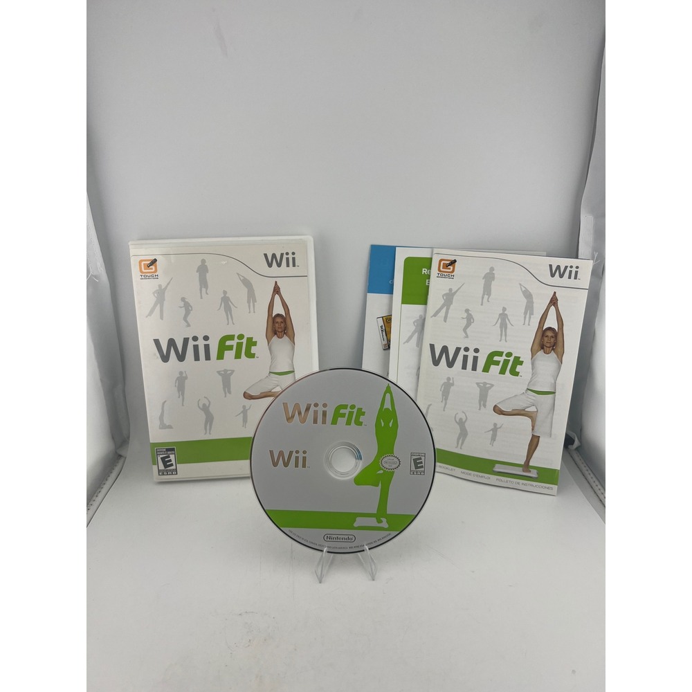 Nintendo Wii Fit Game CIB Complete with Manual and Case RVL-RFPE-USA